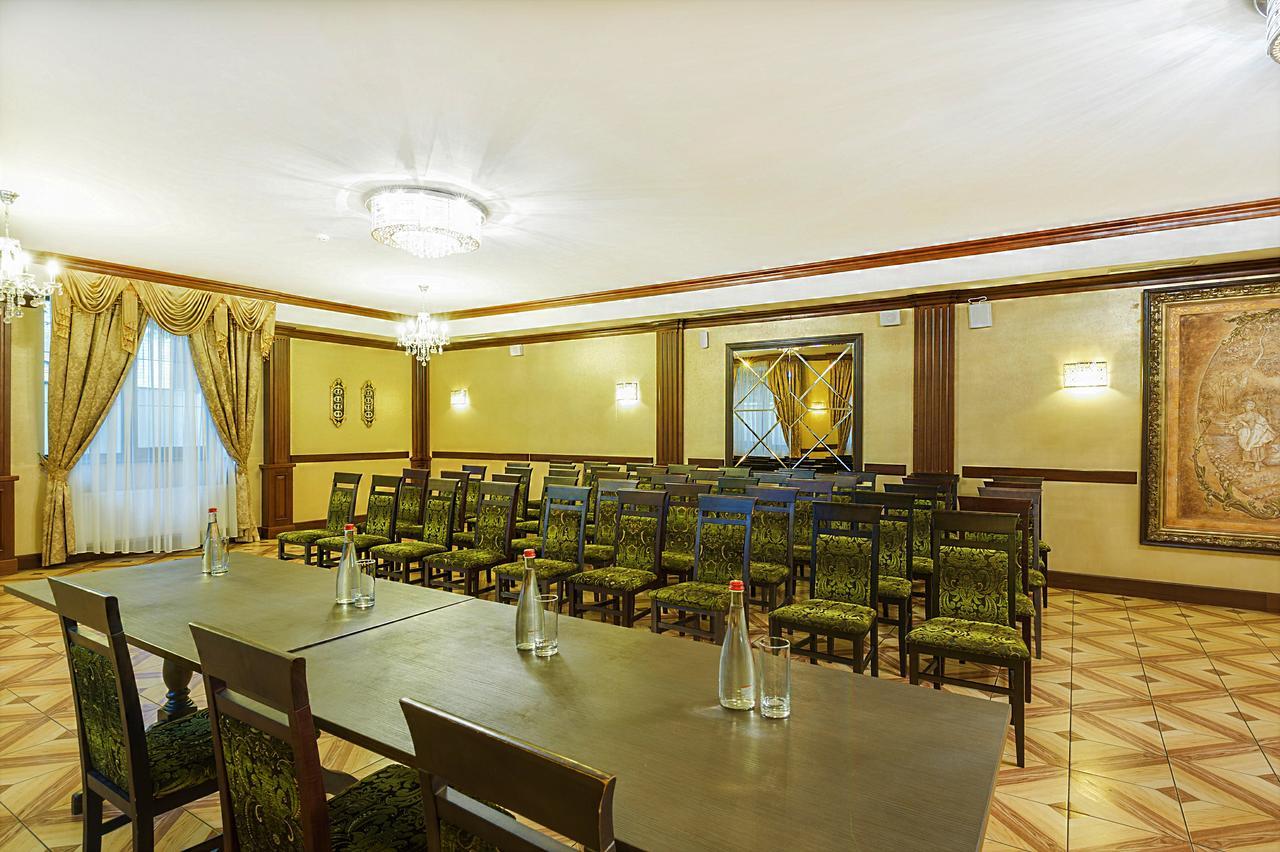 Вілла Віта Парк-Готель Vita-Pochtovaya Exterior foto
